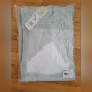 Adidas Sweatshirt. Size M